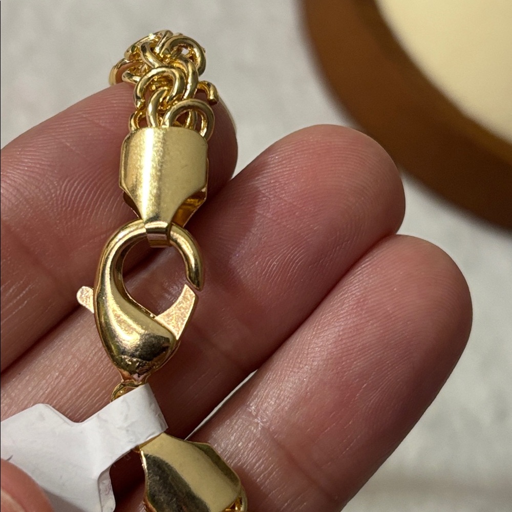 NEW Elegant Byzantine Bracelet 15g 18k Gold Filled - Picture 3 of 5